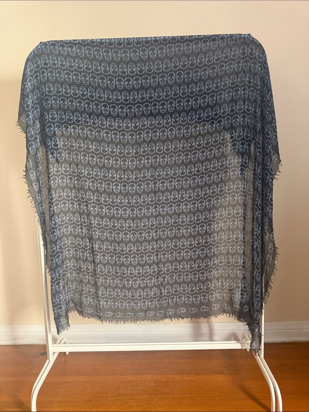 Gorgeous Zadig & Voltaire big scarf in Blue and Gray